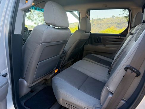 Used 2012 Honda Ridgeline RTS image 11