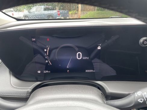 Used 2024 Buick Encore GX Sport Touring image 15