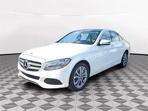 Used 2017 Mercedes-Benz C 300 4MATIC Sedan image 3