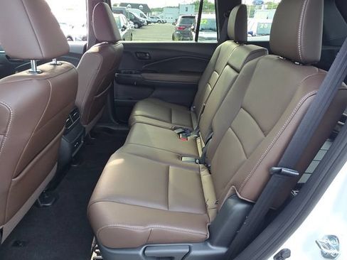 Used 2025 Honda Passport EX-L image 22