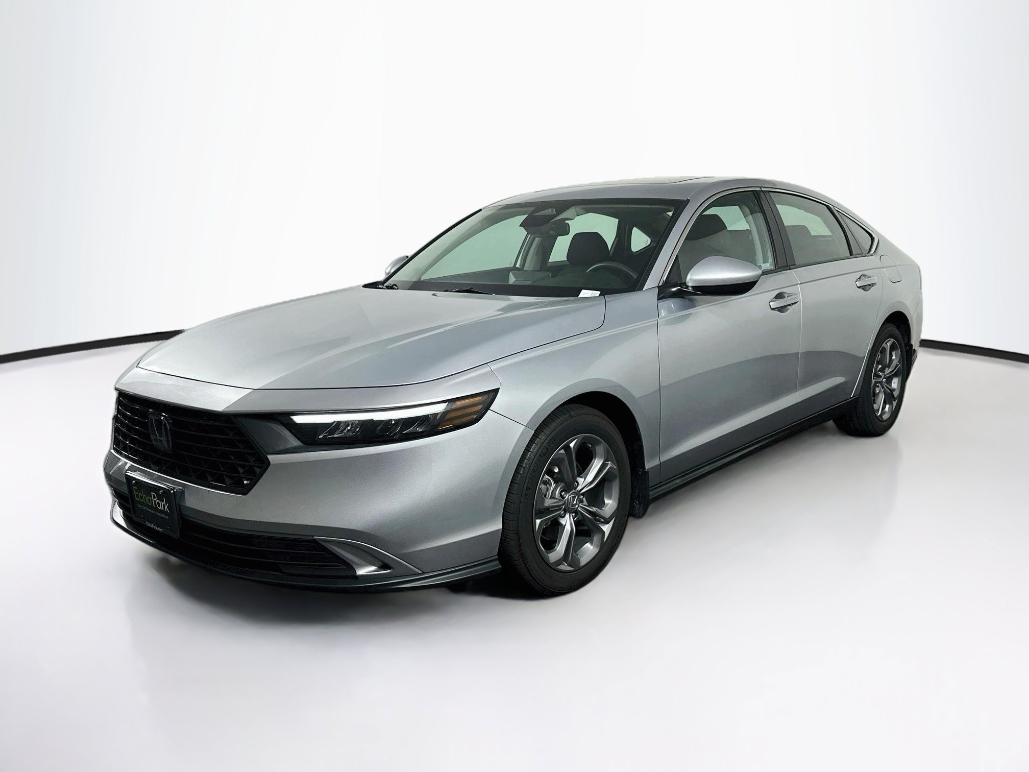 Used 2024 Honda Accord EX image 3
