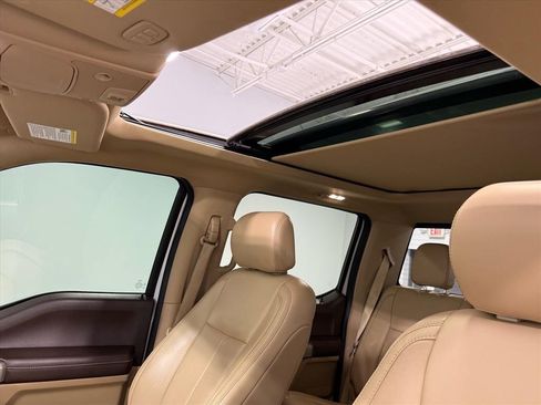 Used 2019 Ford F150 Lariat image 19