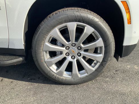 New 2026 Chevrolet Tahoe Premier AWD/4WD image 9