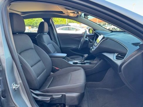 Used 2024 Chevrolet Malibu LT FWD image 27