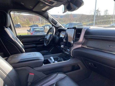 Used 2021 RAM 1500 Limited AWD/4WD image 9