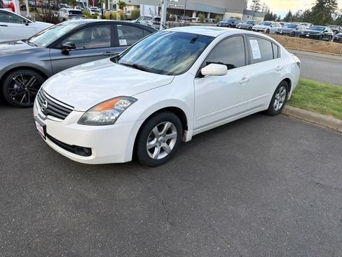 Used 2008 Nissan Altima 2.5 SL w/ SL Pkg FWD image 2