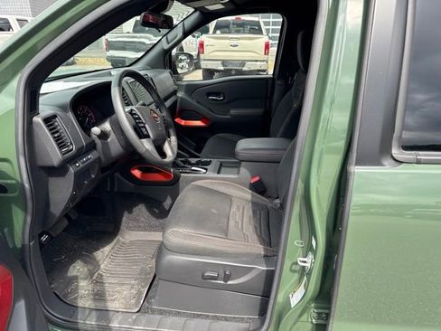 Used 2024 Nissan Frontier PRO-4X w/ Technology Package AWD/4WD image 14