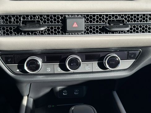 New 2026 Honda HR-V EX-L image 23