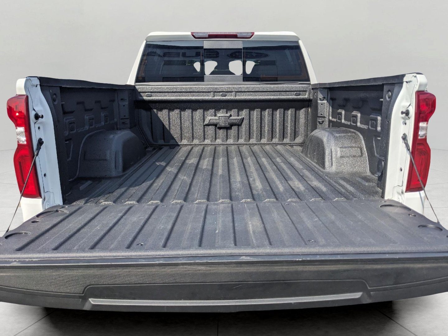 Used 2025 Chevrolet Silverado 1500 RST AWD/4WD image 28