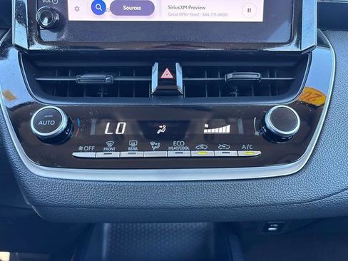 Used 2023 Toyota Corolla LE image 22