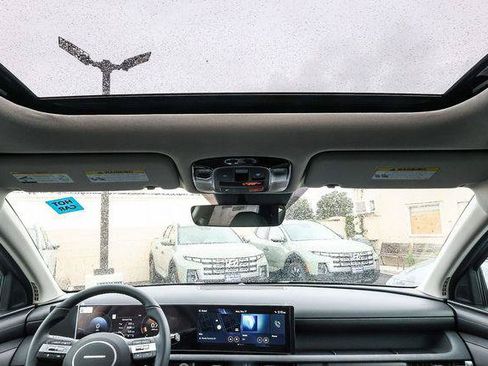New 2026 Hyundai Tucson SEL FWD image 16
