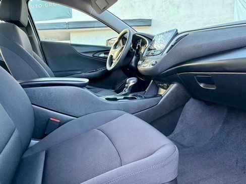 Used 2023 Chevrolet Malibu LS FWD image 5