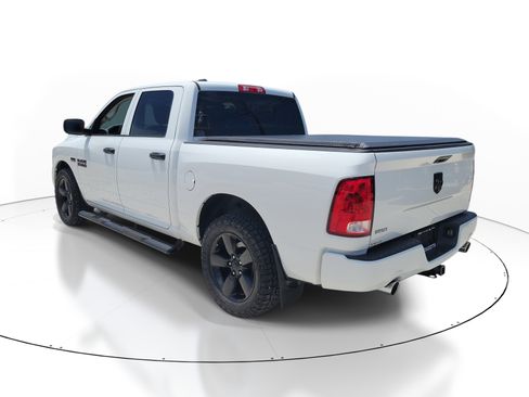 Used 2018 RAM 1500 Express w/ Express Value Package RWD image 4