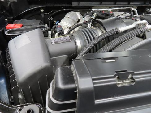 Used 2023 Chevrolet Silverado 2500 High Country w/ Z71 Off-Road Package image 29