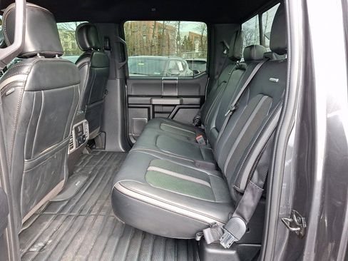 Used 2019 Ford F150 Platinum image 10