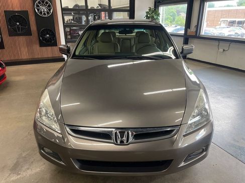 Used 2006 Honda Accord EX-L image 18