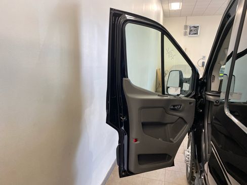New 2026 Ford Transit 250 148 Medium Roof Extended AWD w/ Exterior Upgrade Package image 14