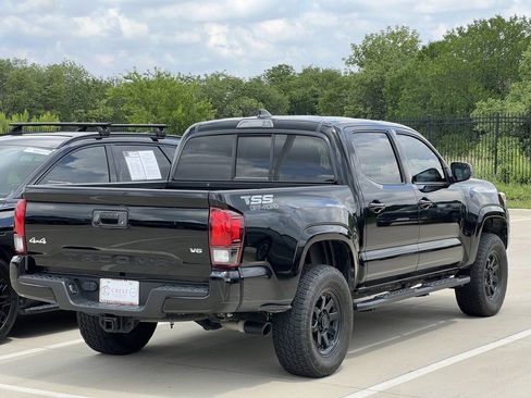 Used 2023 Toyota Tacoma SR AWD/4WD image 5