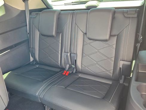Used 2026 Volkswagen Atlas SE FWD image 9
