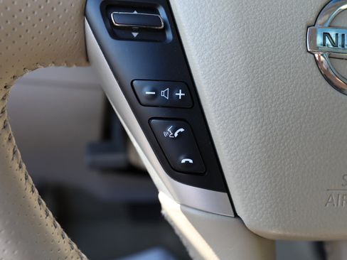 Used 2010 Nissan Murano SL w/ Leather Pkg image 25