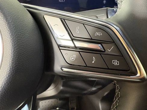 Used 2025 Buick Enclave Preferred image 25