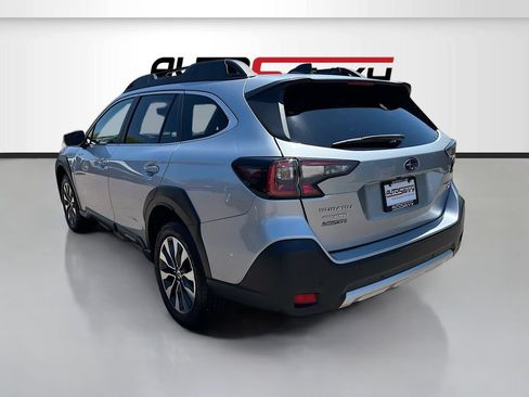 Used 2025 Subaru Outback Limited XT w/ Tech Package 2 AWD/4WD image 5