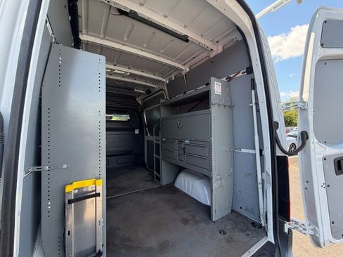 Used 2023 Mercedes-Benz Sprinter 2500 w/ Acoustic Package image 10