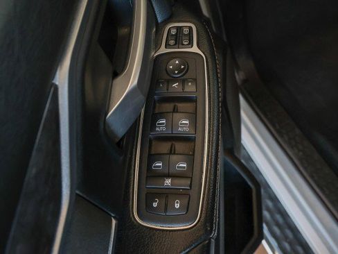 Used 2024 RAM 2500 Big Horn image 27