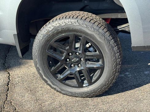 New 2026 Chevrolet Silverado 1500 Custom Trail Boss w/ Turbomax Blackout Package image 4