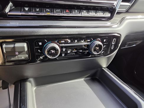 New 2026 Chevrolet Silverado 2500 ZR2 w/ LPO, Dark Essentials Package image 19