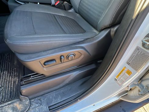 Used 2022 Chevrolet Silverado 2500 Custom w/ Gooseneck/5TH Wheel Package image 17