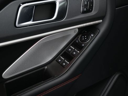 New 2026 Ford Explorer ST w/ Sun And Sound Package image 9