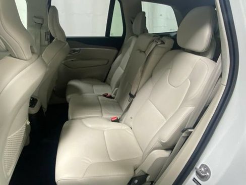 Used 2025 Volvo XC90 T8 Plus w/ Protection Package Premier AWD/4WD image 14