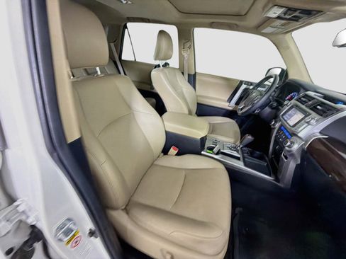 Used 2014 Toyota 4Runner Limited RWD image 31