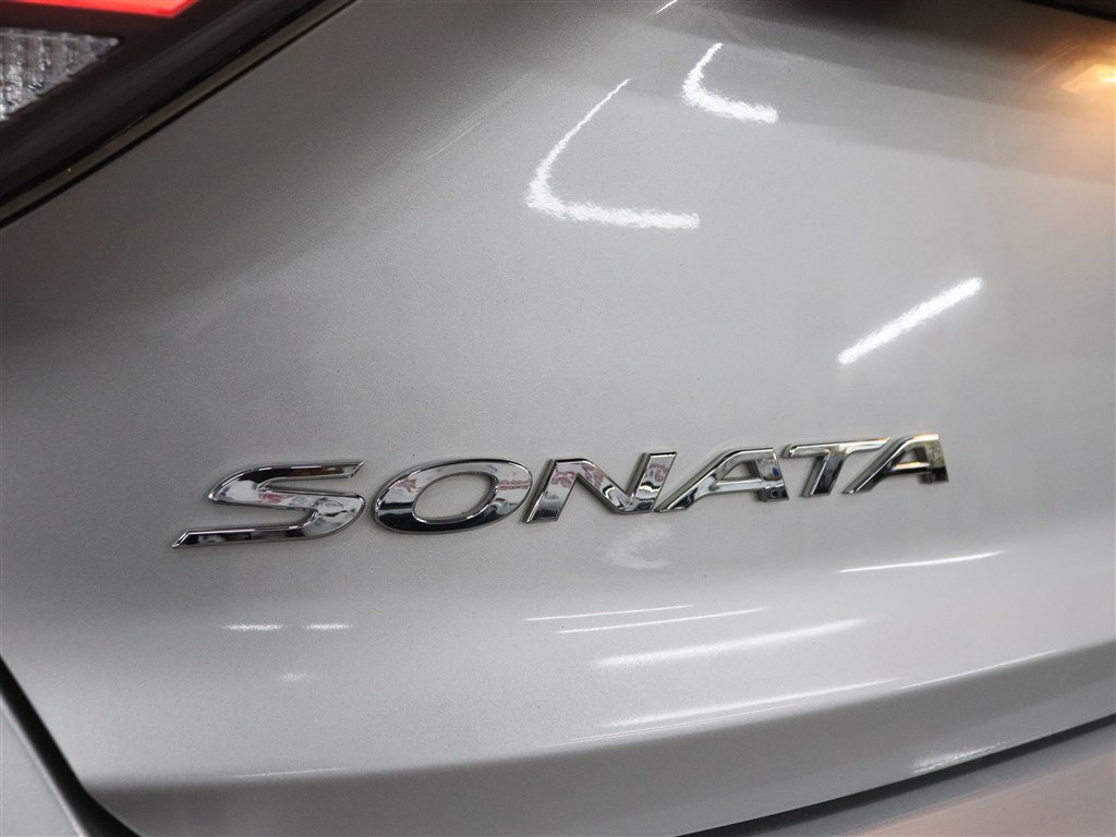 Used 2016 Hyundai Sonata SE FWD image 9