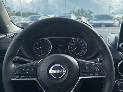 New 2025 Nissan Sentra SR image 13