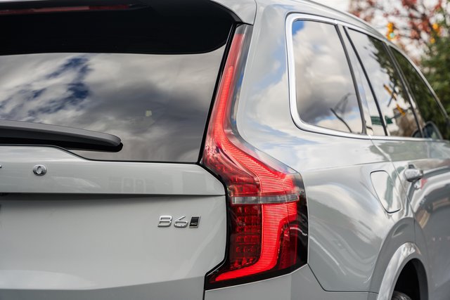 Used 2026 Volvo XC90 B6 Plus w/ Protection Package Premier AWD/4WD image 6