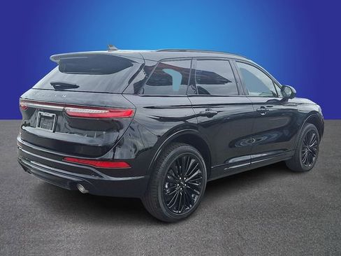 New 2026 Lincoln Corsair Premiere image 3