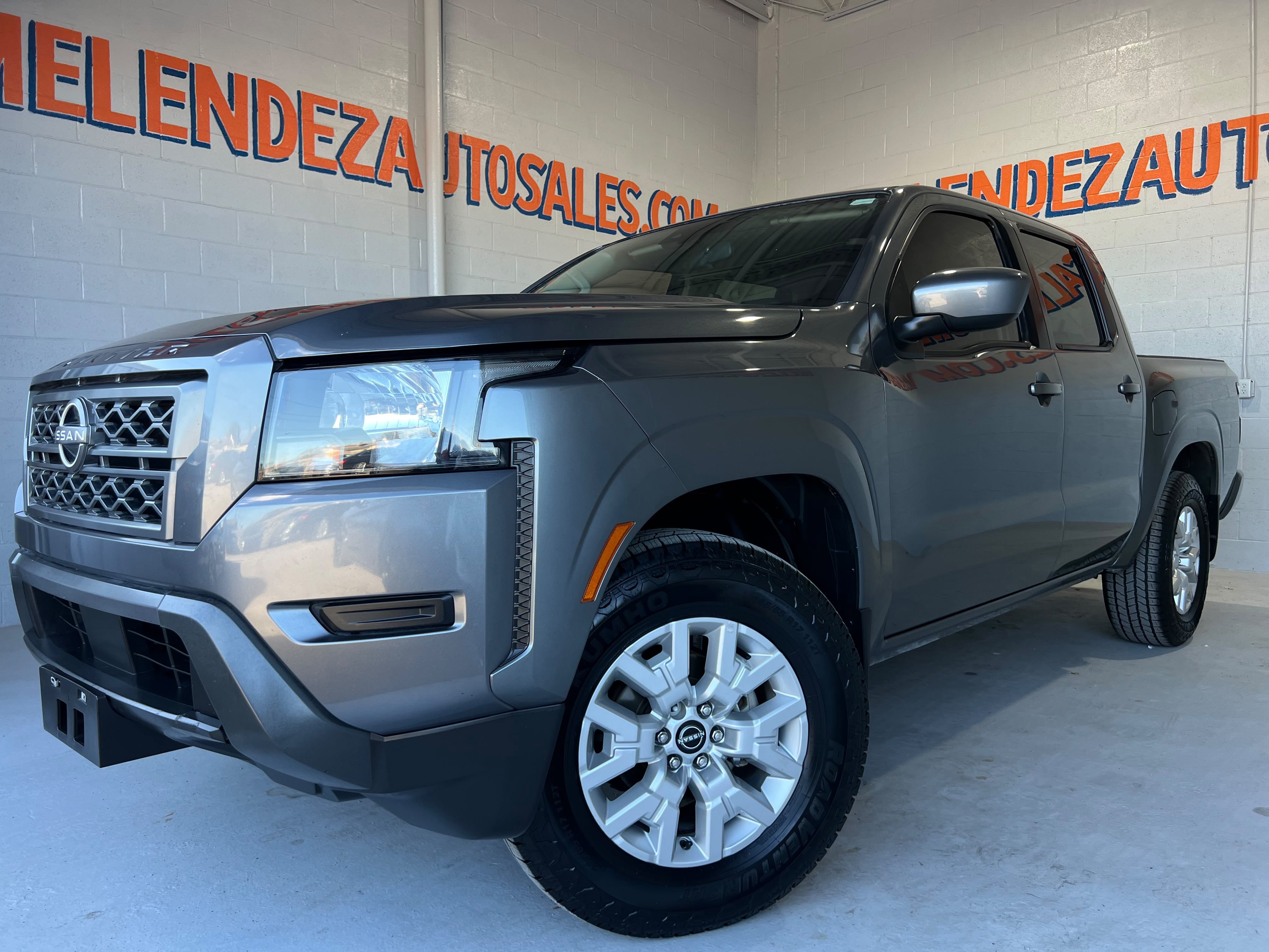 Used 2023 Nissan Frontier SV w/ Tow Package RWD image 1