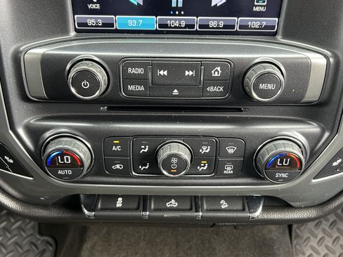 Used 2015 Chevrolet Silverado 1500 LT AWD/4WD image 28