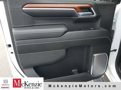 Used 2023 GMC Sierra 1500 Denali w/ Denali Reserve Package AWD/4WD image 24