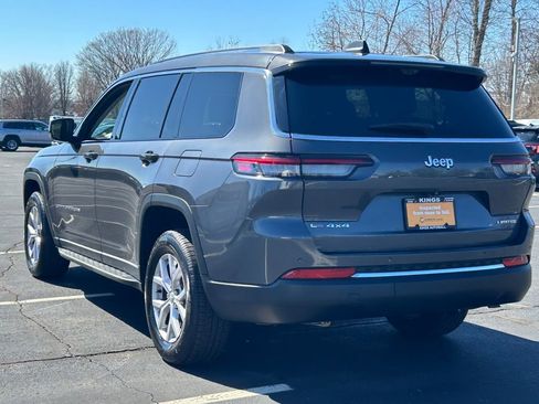 Certified 2022 Jeep Grand Cherokee L Limited w/ Luxury Tech Group II image 5