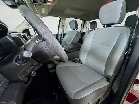 Used 2022 RAM 1500 Classic SLT AWD/4WD image 12