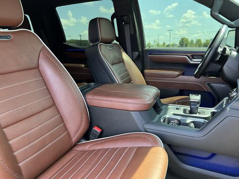 Used 2025 GMC Sierra 1500 Denali Ultimate AWD/4WD image 35