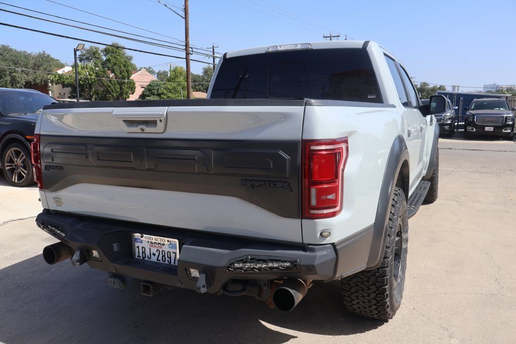 Used 2017 Ford F150 Raptor w/ Equipment Group 802A Luxury AWD/4WD image 7