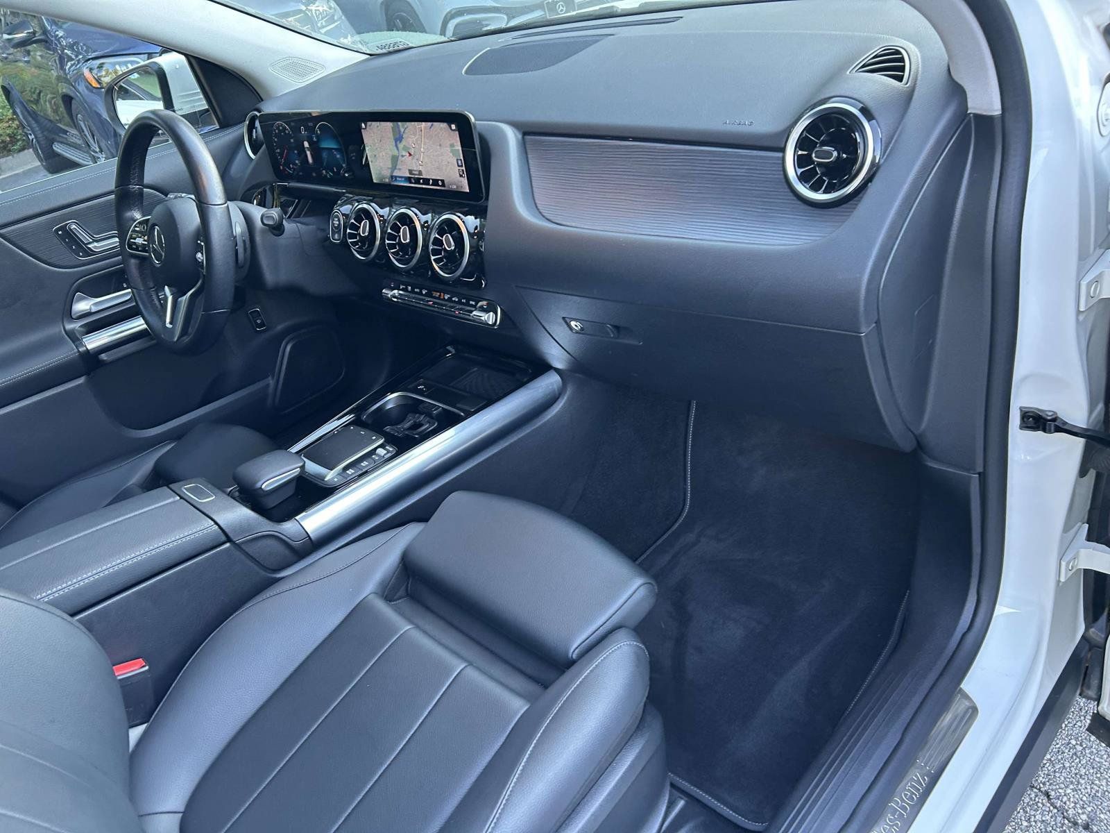 Used 2021 Mercedes-Benz GLA 250 4MATIC image 47