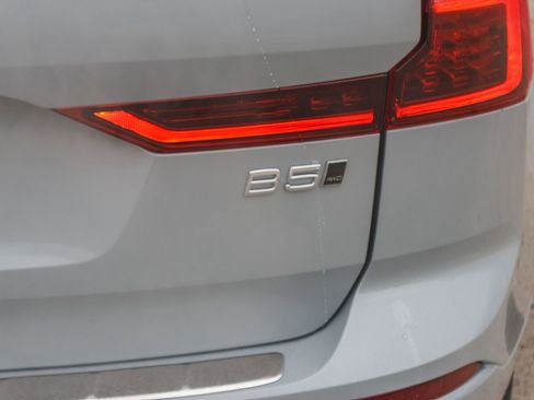 New 2026 Volvo XC60 B5 Ultra w/ Protection Package Premier image 12