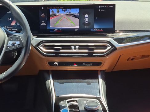 Used 2023 BMW i4 eDrive40 w/ Premium Package RWD image 30
