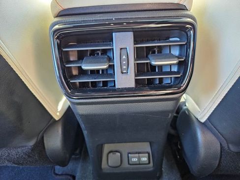 Used 2024 Lexus NX 250 FWD w/ Towing Package (2000 Lbs) image 13