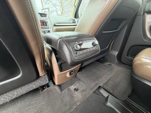 Used 2017 GMC Acadia Limited SLT image 34